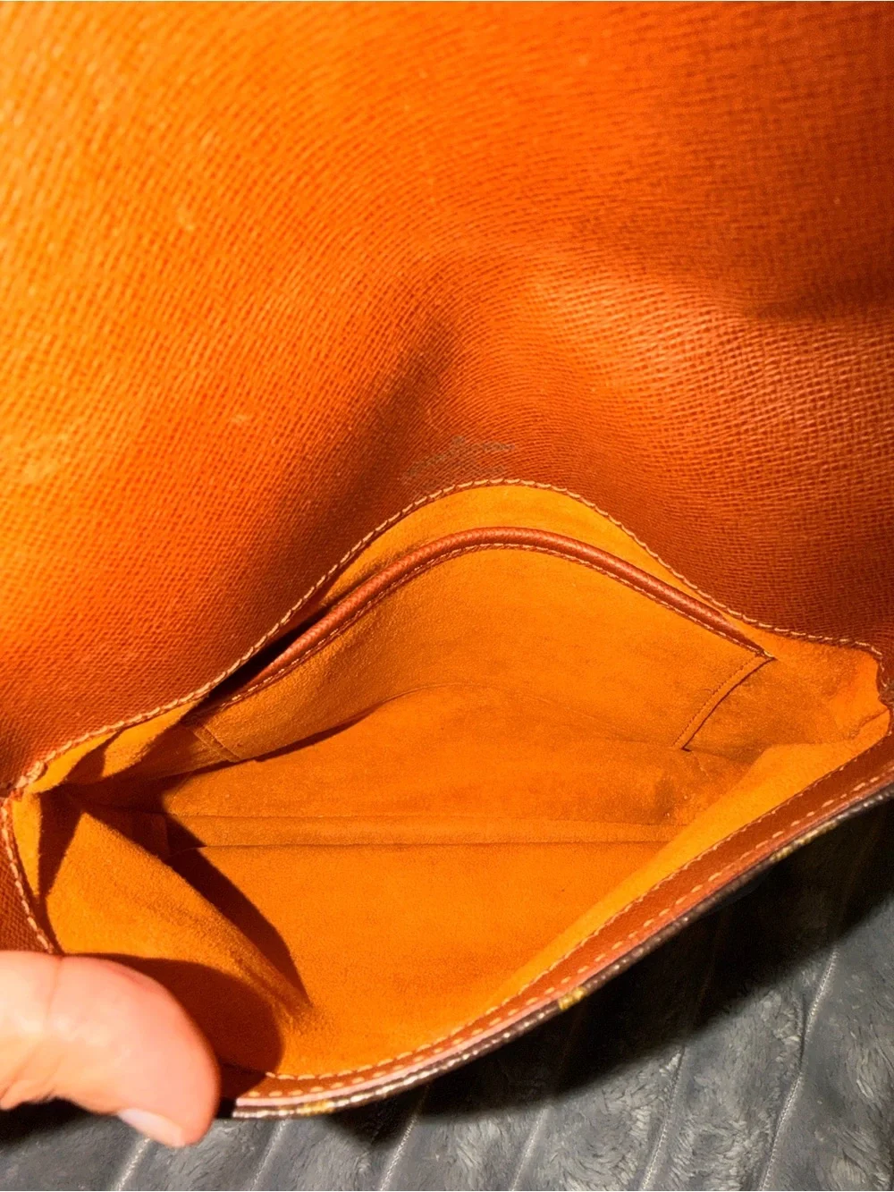 Louis Vuitton Monogram Canvas Crossbody in Brown & Tan - Picture 3 of 6